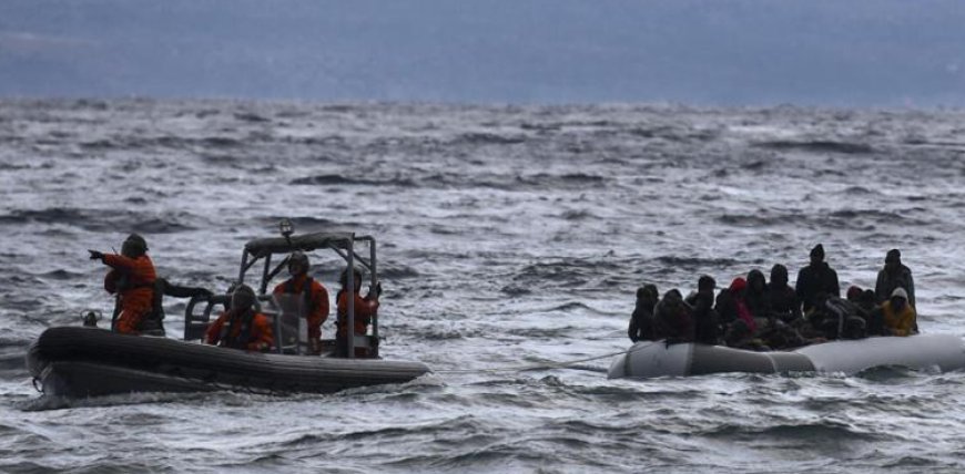 At least 89 migrants dead after boat capsizes off