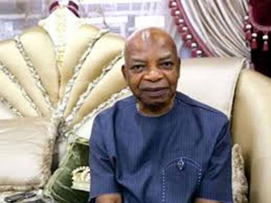 Ohanaeze Ndigbo Felicitates Arthur Eze @76