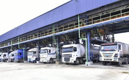 BREAKING: Dangote Refinery Crashes Petrol Price To N899 Per Litre