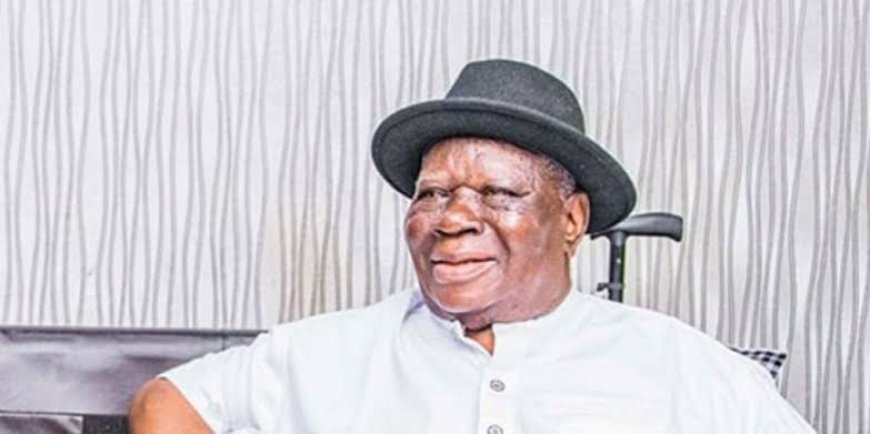 Pa Clark's death: the Fall of another Iroko -Nnia Nwodo.