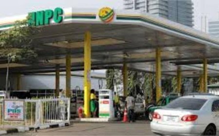 Price war rages as NNPC matches Dangote’s N860/litre