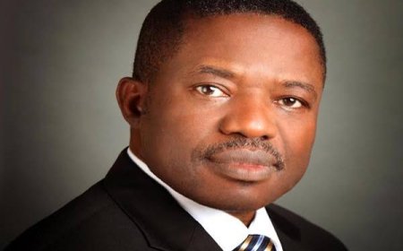 Former Bayesa Gov. Caleb Olubolade Is Dead