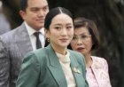 Court suspends Thailand's prime minister to investigate a leaked phone call