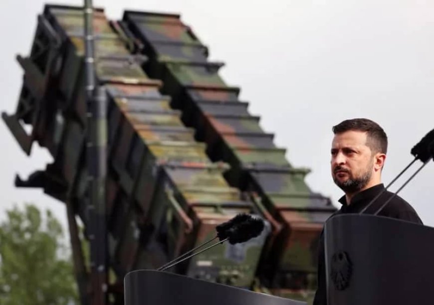 Zelensky: Ukraine agrees deals for 'hundreds of thousands' of drones DPA