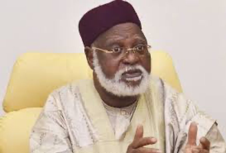 Buhari's Ministers, Officials Didn't Do Well In Office, Says Abdulsalami Abubakar