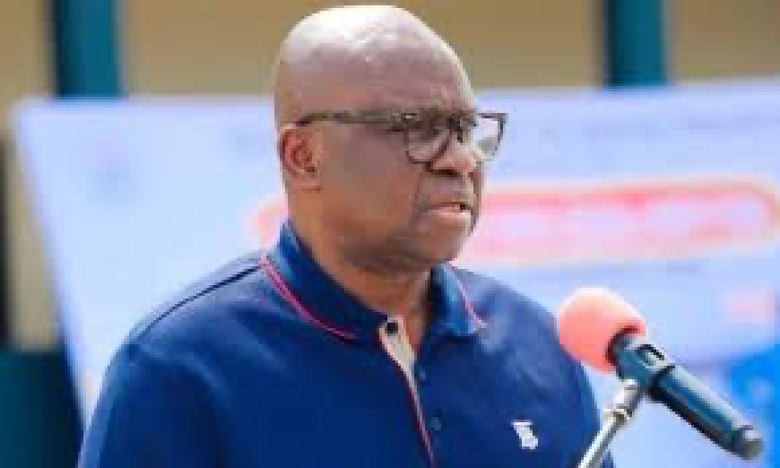 Oyinlola’s crocodile and Fayose’s carcass
