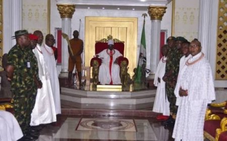 "Insurgency": Oba of Benin Commends U.S. Military Assistance to Nigeria