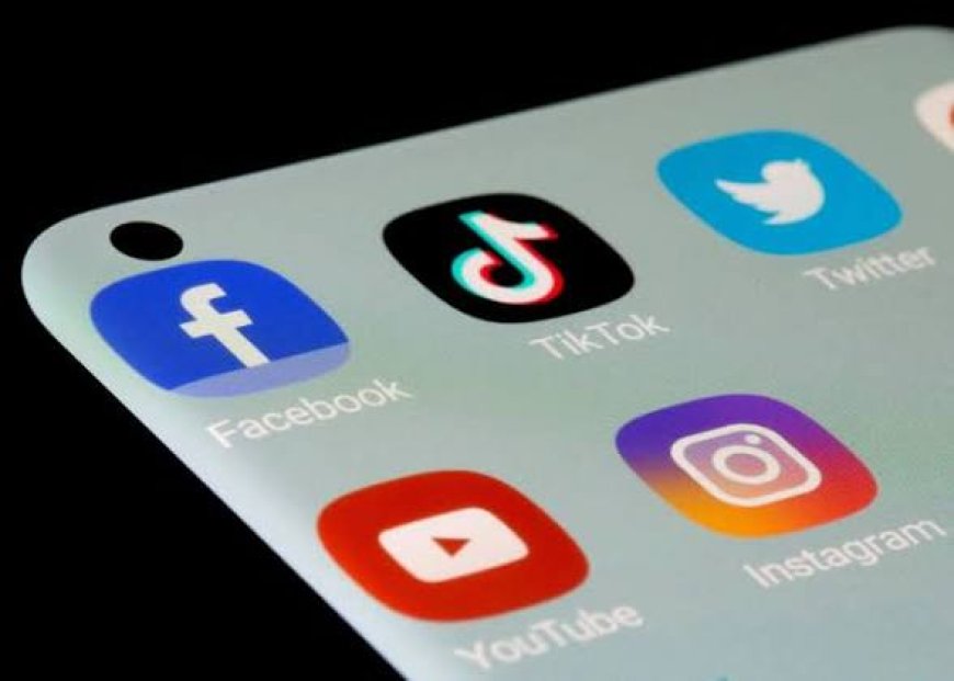 Canada Moves To Ban Under-16s From Social Media, Regulate AI