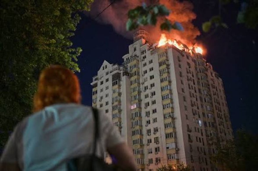 A major Russian attack kills 20 in Kyiv as Ukrainian strikes batter Moscow’s oil sector
