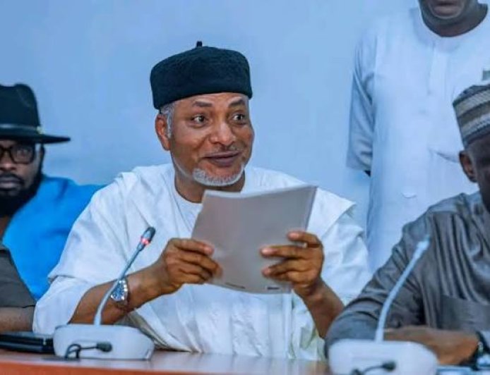 Kwara's Senator Mustapha Resigns From APC